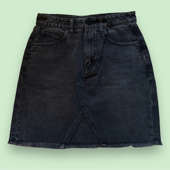 Pacsun Volcom Brand Black Denim Mini Skirt - Size XS - Picture 3 of 8